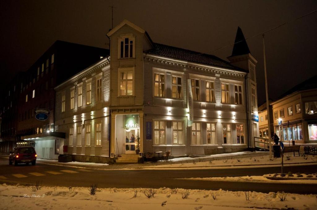 Olav Digre 1016 Hotel Sarpsborg Exterior foto